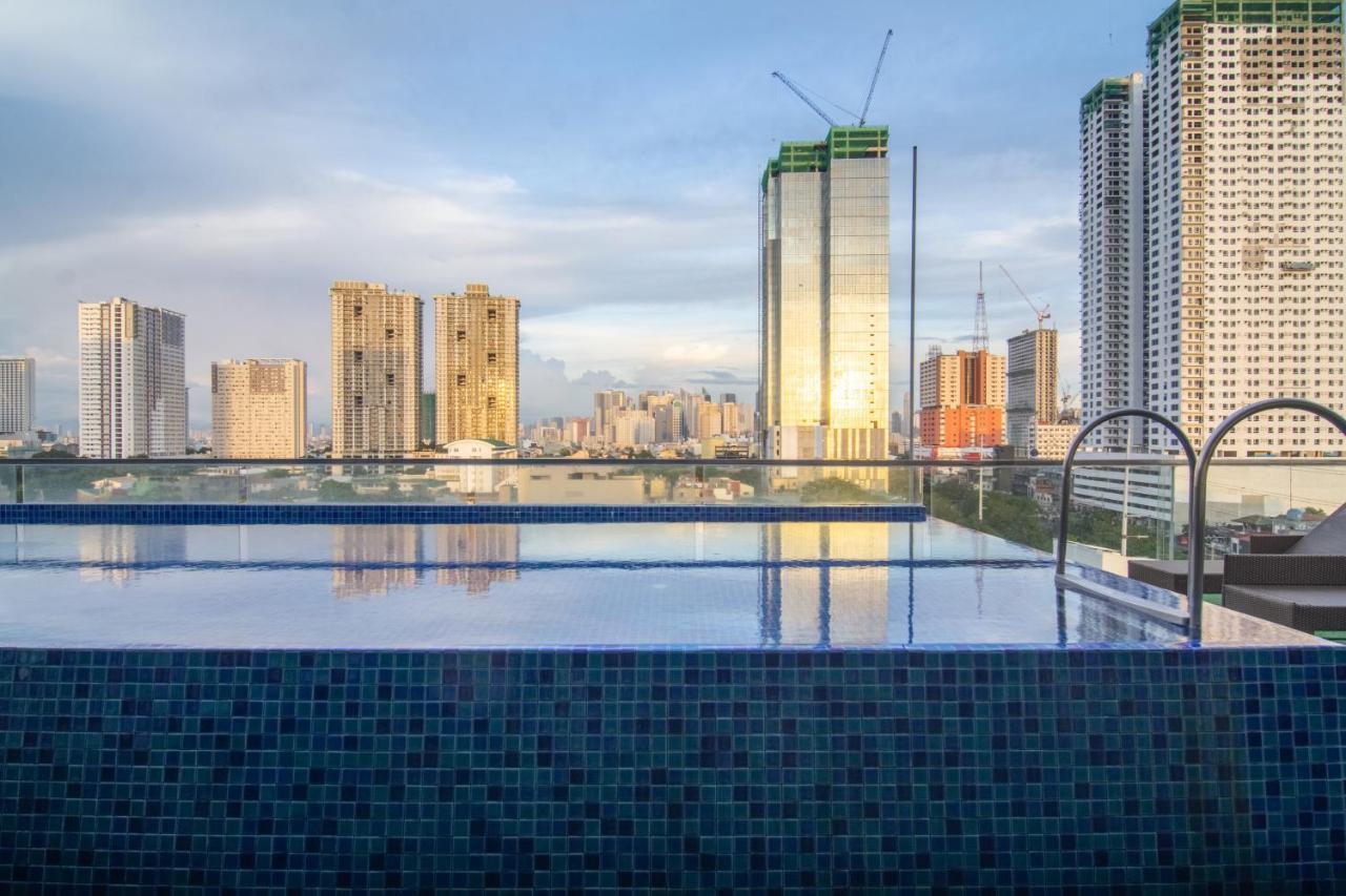 Ark Hostel City Center Manila Pasay Esterno foto