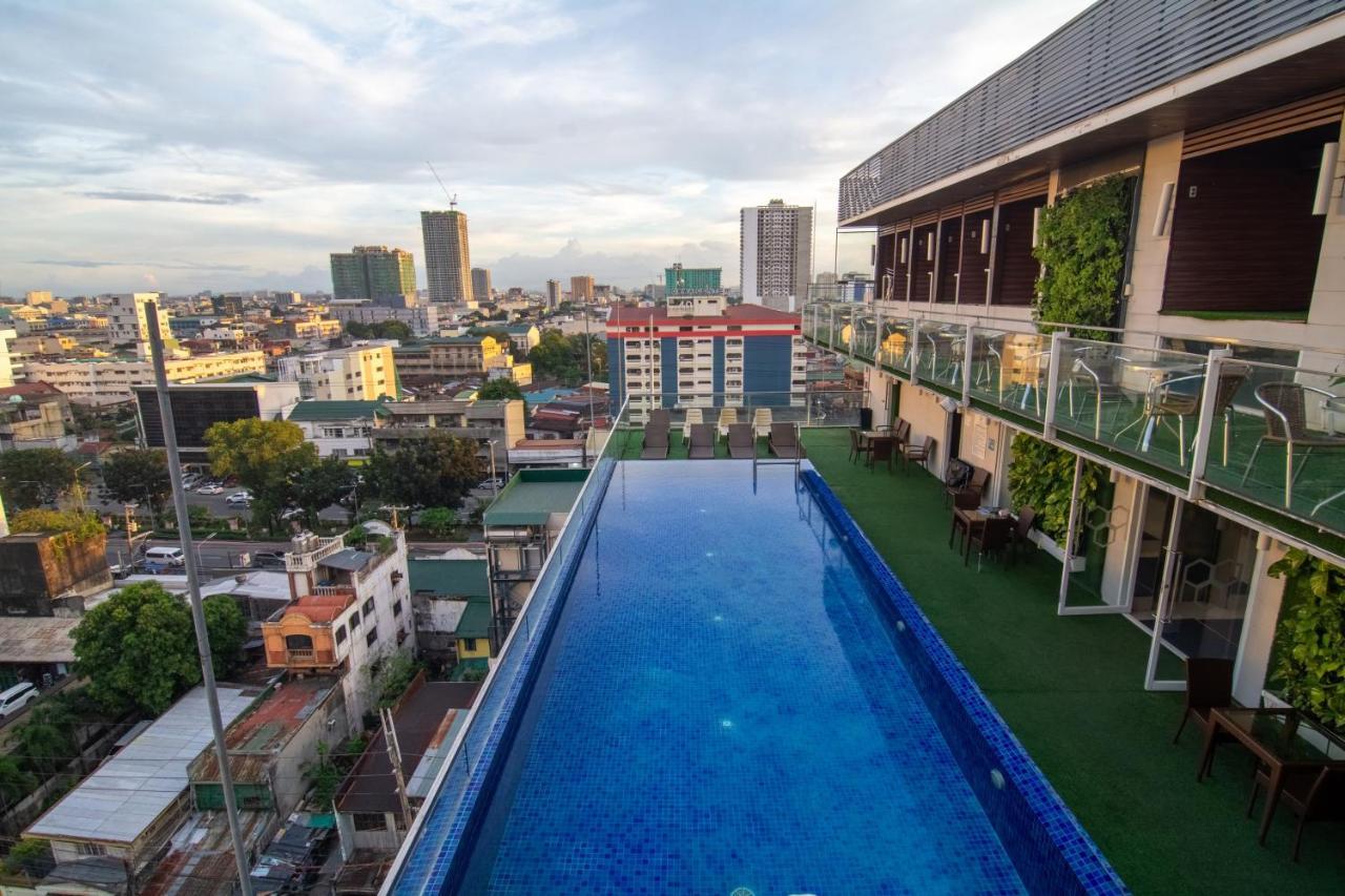 Ark Hostel City Center Manila Pasay Esterno foto